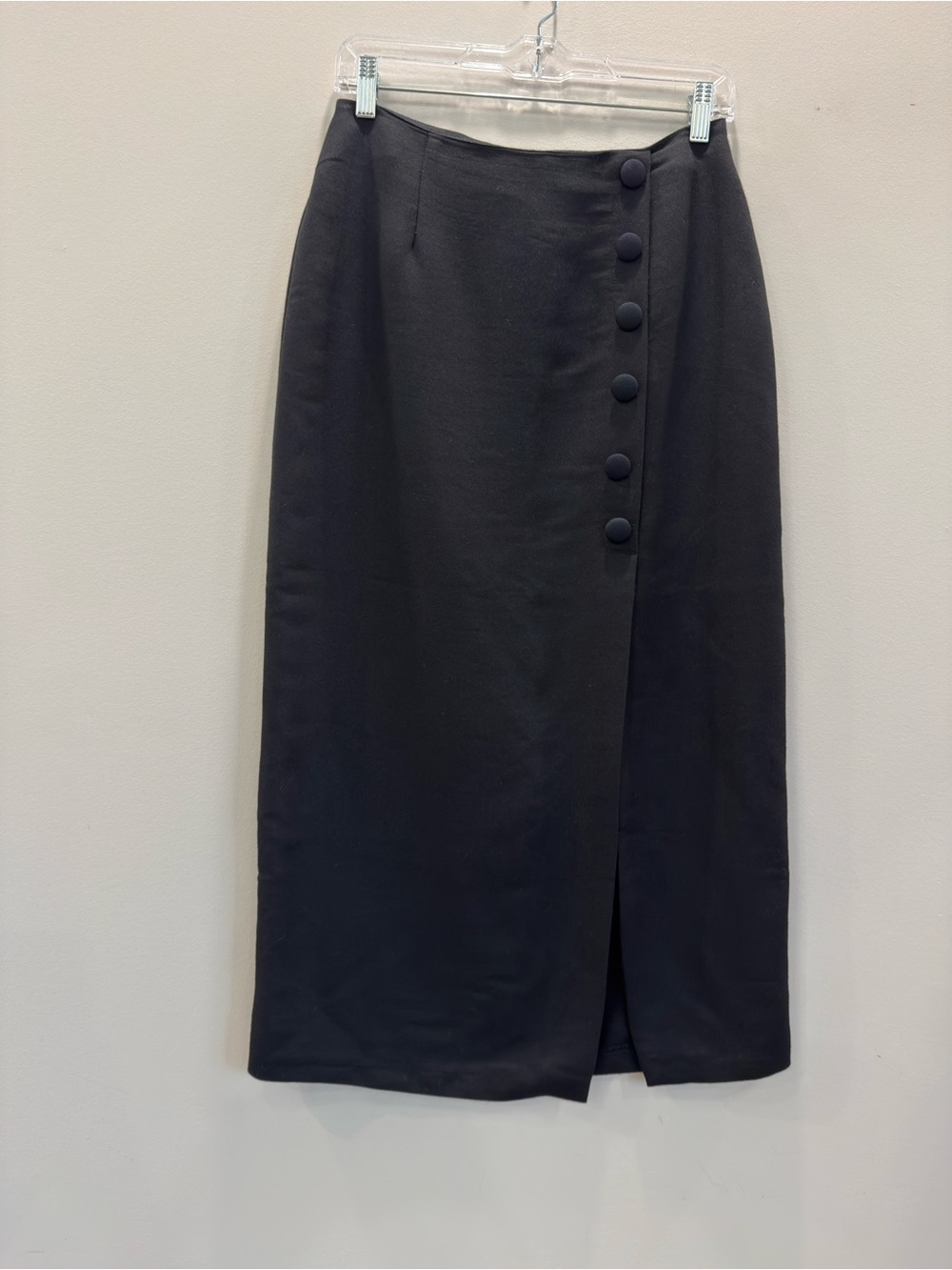 Vintage Smart Set- High-Waist Black Button-Front Midi Skirt